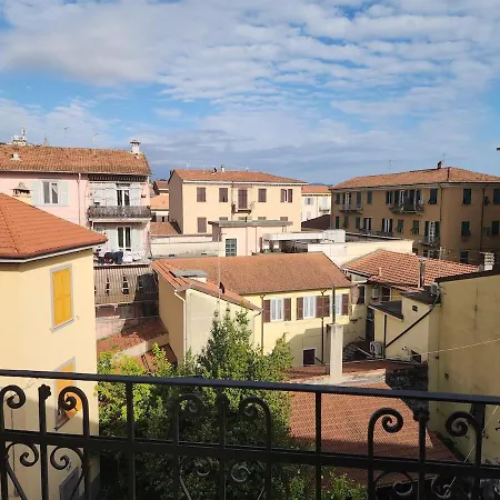 Casa Buonviaggio Cinqueterre Trains - Mytouristhome * La Spezia