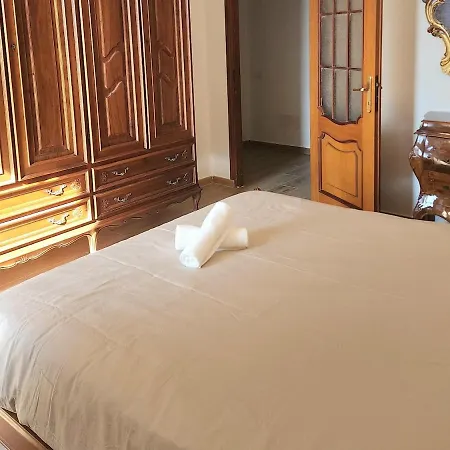 Appartamento Casa Buonviaggio Cinqueterre Trains - Mytouristhome La Spezia